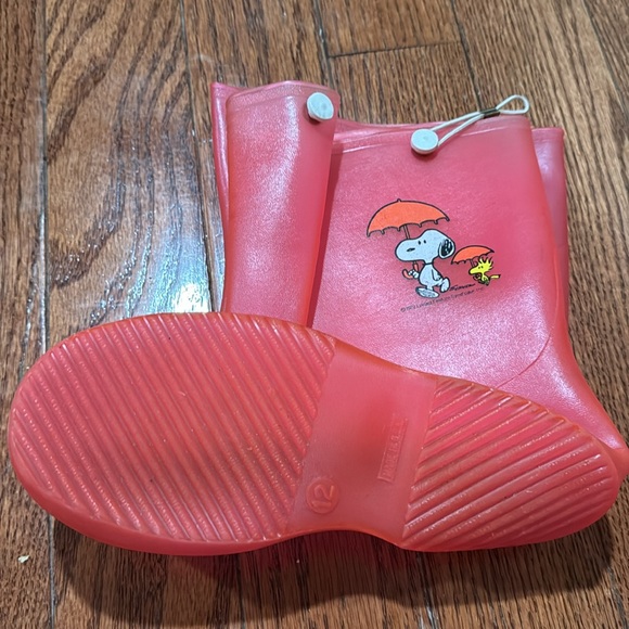 Snoopy Snoopers Rubber Galoshes Vintage 1965 Kids Boots SIZE 12 - Picture 9 of 9